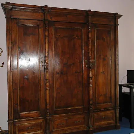Guest house Residenza Giulia 3*