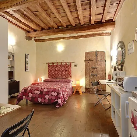 Ponte Vecchio Apartment