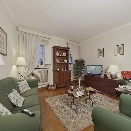 Family Palazzo Salviati Apartment