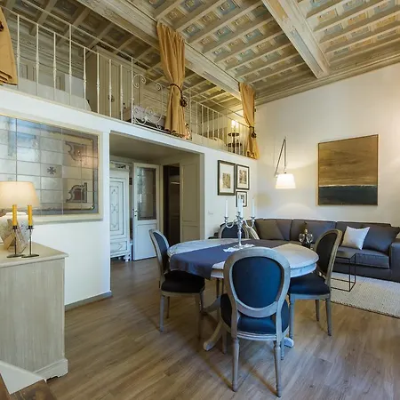 - Orsanmichele View Apartment