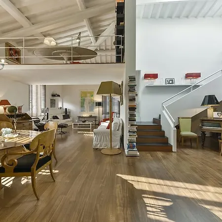 An Amazing In Oltrarno Apartment Florence