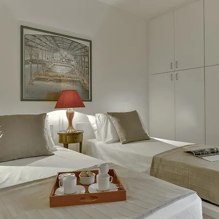 An Amazing In Oltrarno Florence