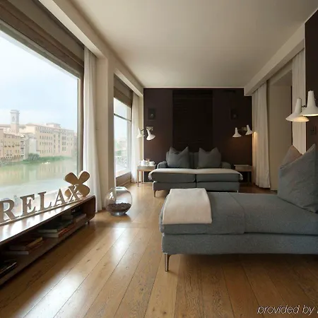 Hotel Continentale - Lungarno Collection