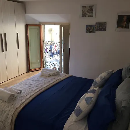 Guest house La Tana Dei Leoni *