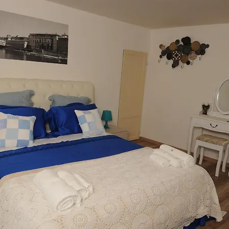 La Tana Dei Leoni Guest house *
