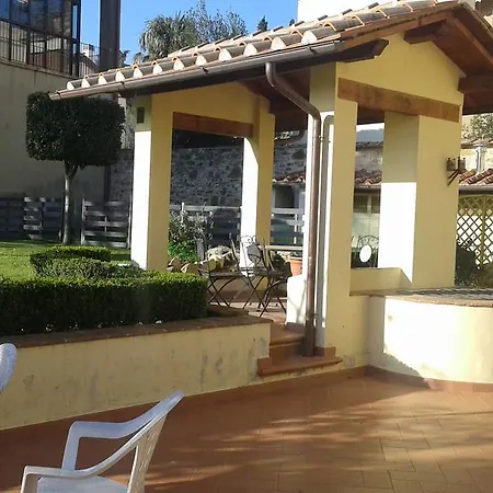 Casale Dei Cento Acri Bed & Breakfast 2*