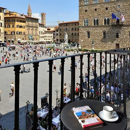 Art And Luxury Apartment Florence