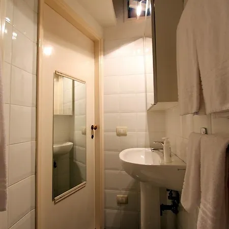 Apartment Little Cottage Florence