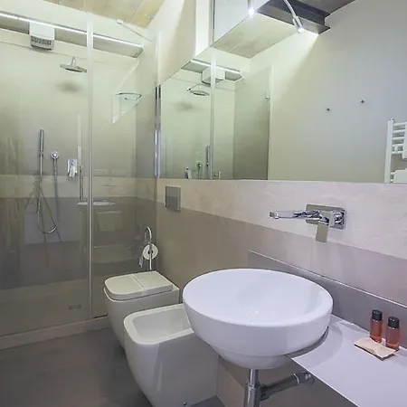 Pepi Attic Apartment *