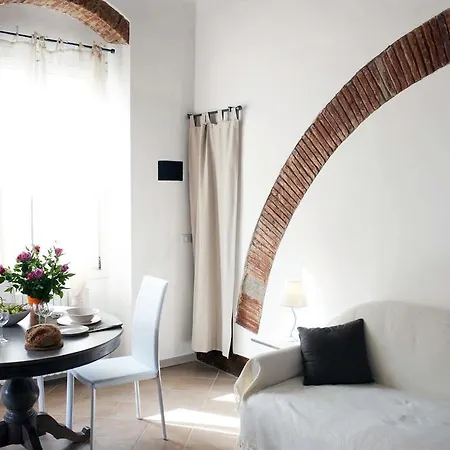 Roommo Beccaria Apartment