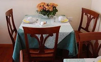 黎莱斯丹特比亚特里齐酒店 住宿加早餐酒店