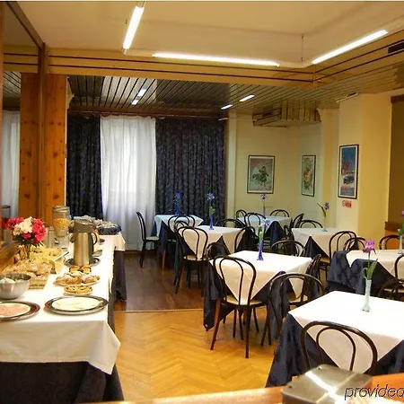 Hotel Ascot 3*