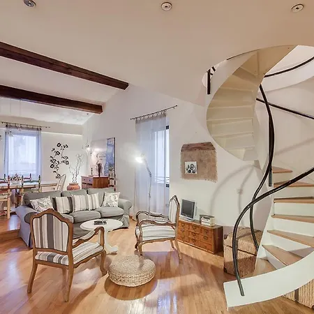 Altana Apartment *