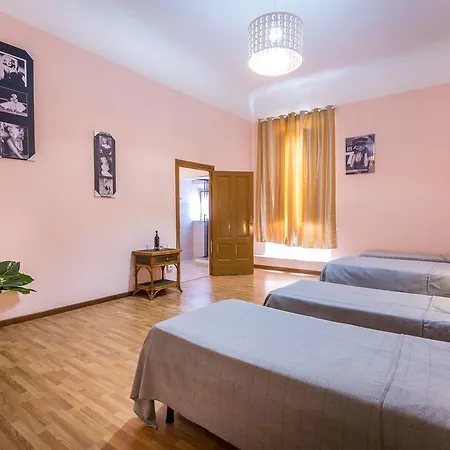 Rooms77 Centro Storico Guest house
