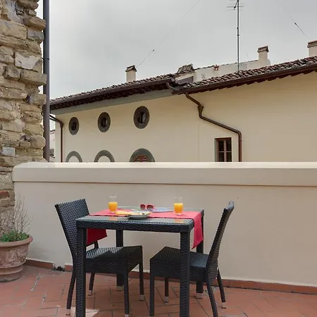Family Palazzo Salviati Apartment