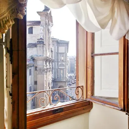Tornabuoni La Petite Aparthotel