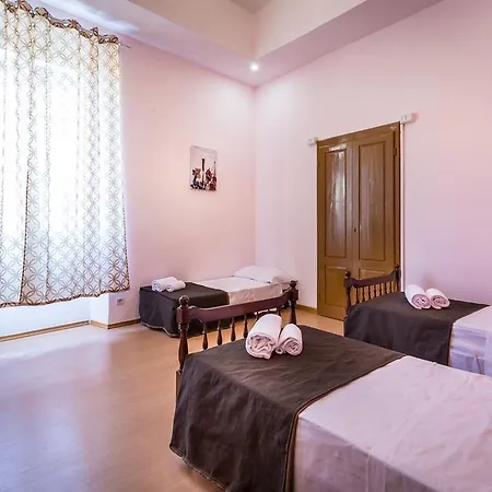 Rooms77 Centro Storico Guest house