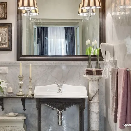 Apartment - Signoria Art Florence