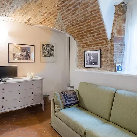 Torrigiani Apartment Florence