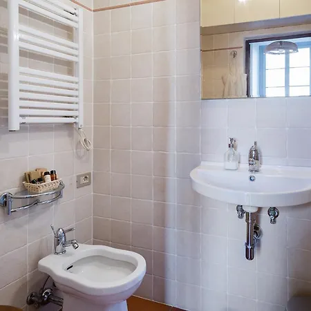 Torrigiani Flat Bed & Breakfast
