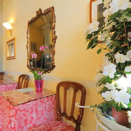 Hotel Liana 3*