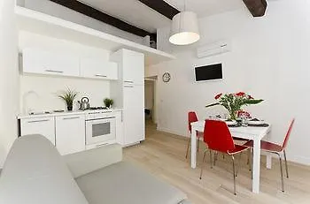 Hotel Prestige House