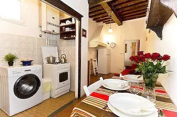 Prestige House 3*