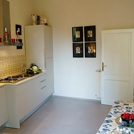 Greenhouse Apartment Florence