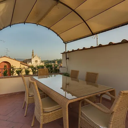 Family Palazzo Salviati Apartment *
