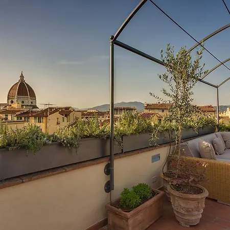 Family Palazzo Salviati Apartment Florence