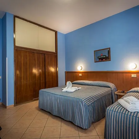 Hotel Real