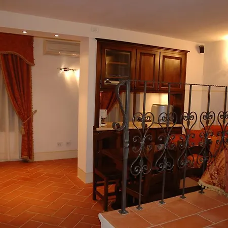 Apartahotel First Of