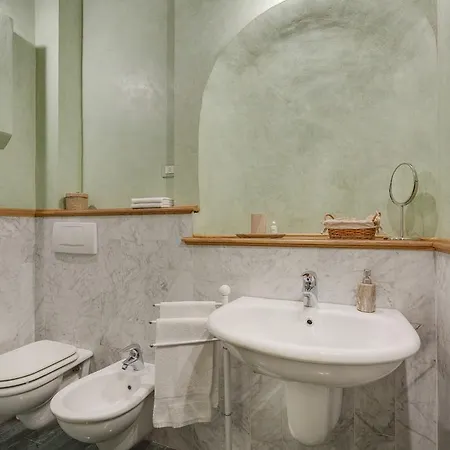 Bed & Breakfast Cavour10 2*
