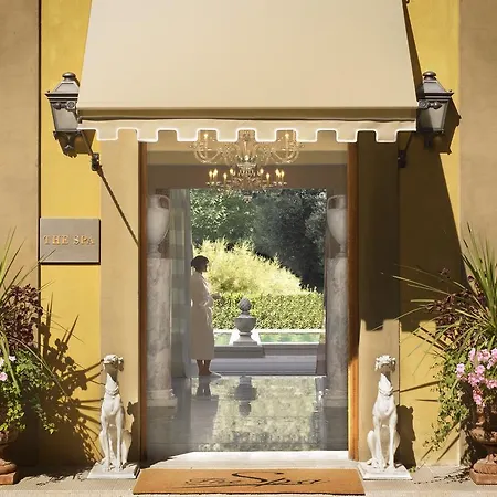 Hotel Four Seasons 5*