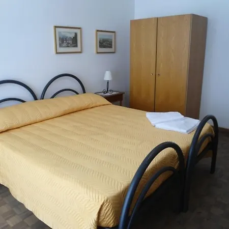 Guest house Sayuri 3*