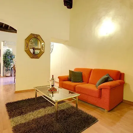Hotel Pitti Living 2*