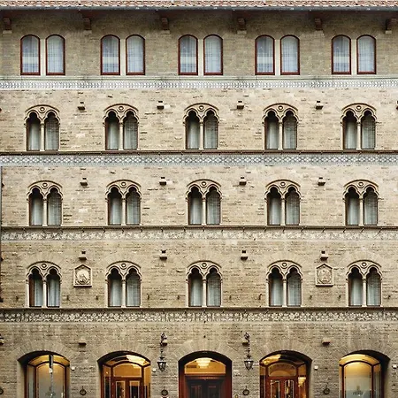 Hotel Pierre