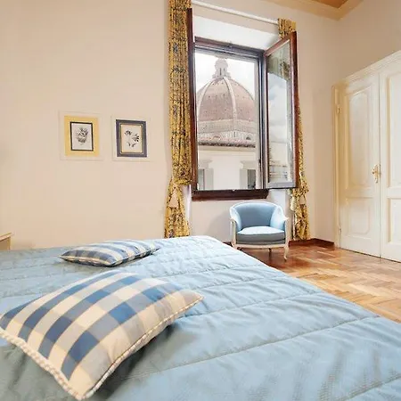 Palazzo Ruspoli Apartment