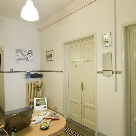Primavera Bed & Breakfast 2*