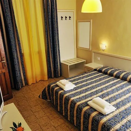 Azzi Hotel