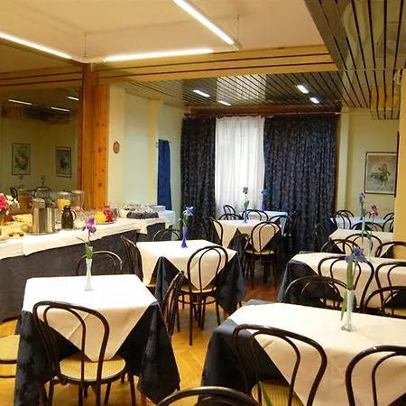 Ascot Firenze