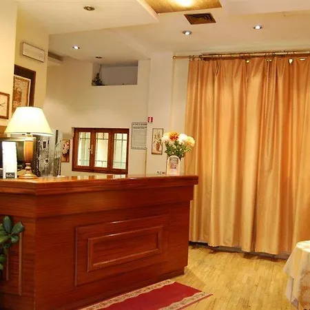 Hotel Ascot 3*