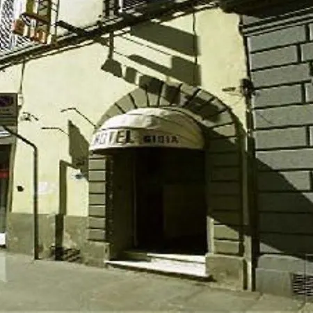 Otel Gioia 3*