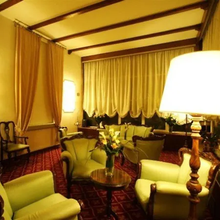 Hotel Carlotta 4*