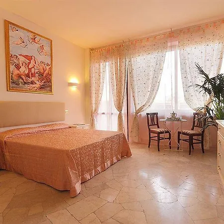 Hotel Monna Clara