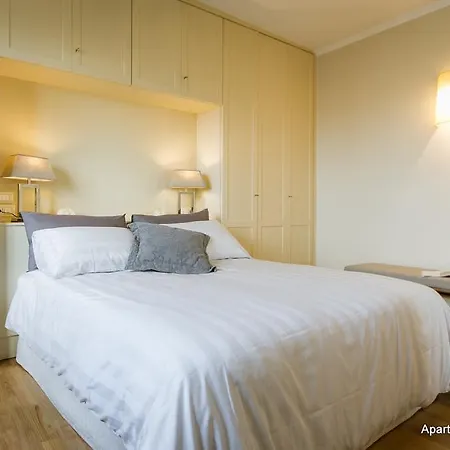 Apartment Duomo In Cornice