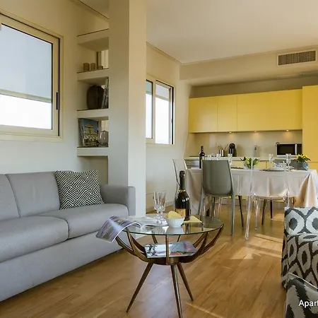 Apartment Duomo In Cornice *