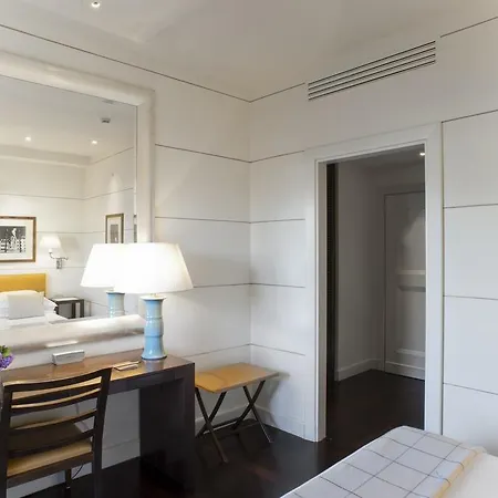 Gallery Art - Lungarno Collection Hotel 4*