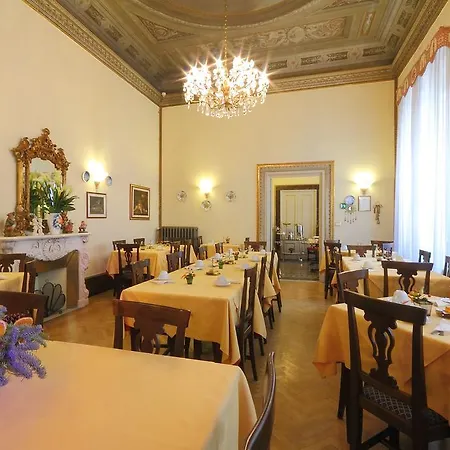 Hotel Liana 3*