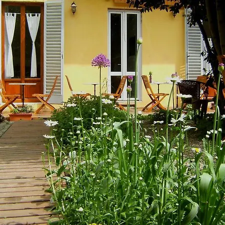 Bed & Breakfast Orti Di Cimabue 2*